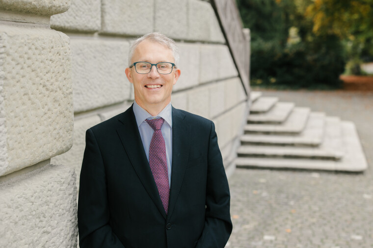 Prof. FH, Dr. iur., Rechtsanwalt